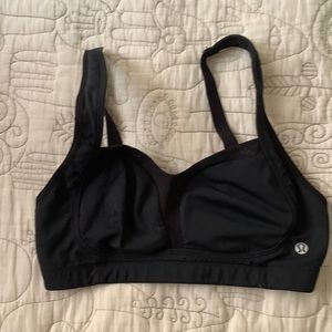 Black Lululemon Sports Bra 34C
